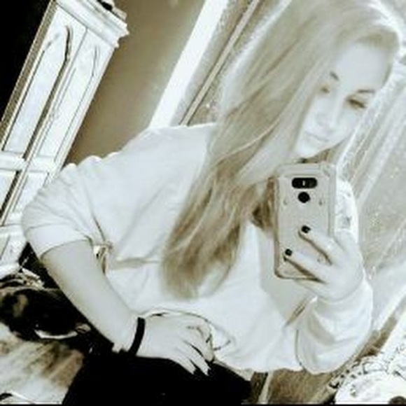 Meet your Posher, Brooklyn - Picture 1 of 1